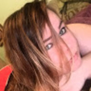 Meet your Posher, Evelyn aka emmy